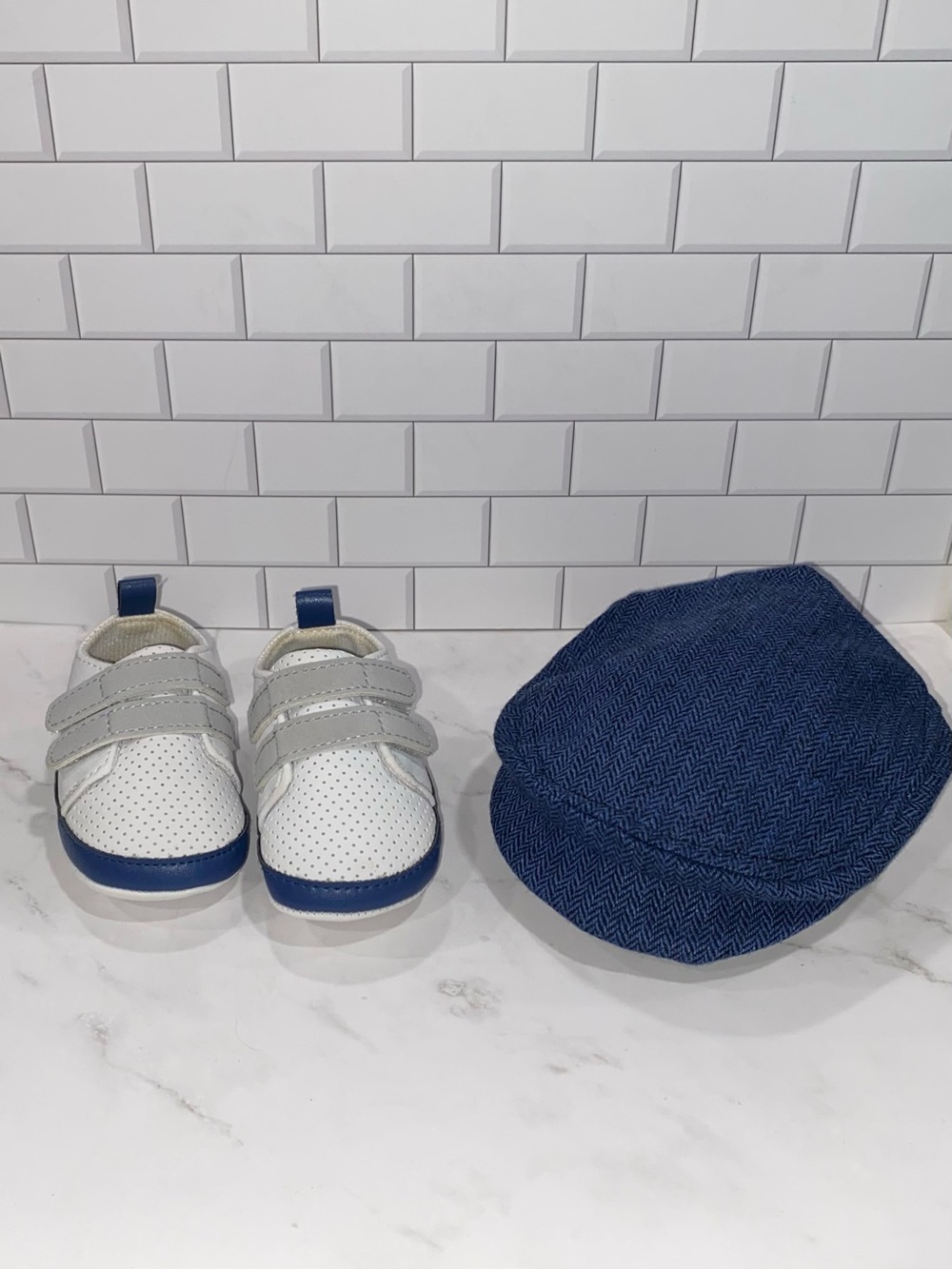 Carter’s Child of Mine Infant Boys Double Strap Sneakers/Newsboy Cap 0-6 Months